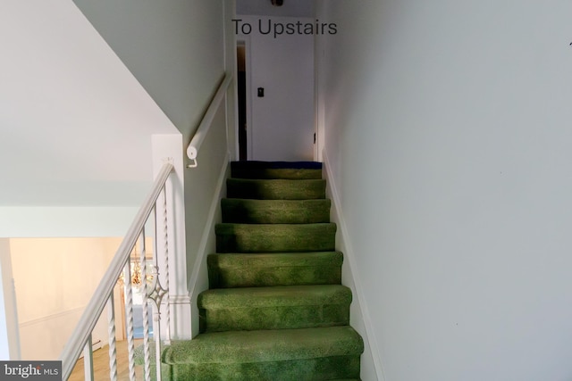 209 Berkshire Ave, Linwood, NJ 08221 - view of stairs