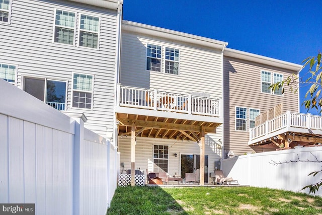 3402 Gentle Breeze Dr, Upper Marlboro, MD 20772 - back of house with a patio