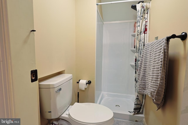 25 Mariner Ct, Ridgeley, WV 26753 - full bathroom with a shower stall and toilet