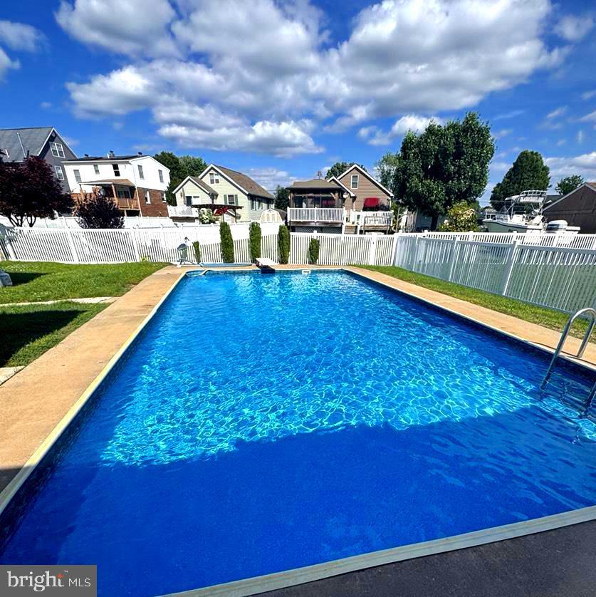 17 Winona Ave, Baltimore, MD 21222 - view of swimming pool with a residential view