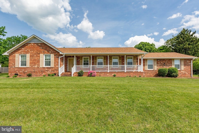 113 Kendallwood Dr, Fredericksburg, VA 22405 - ranch-style home featuring covered porch, brick siding, and a front yard