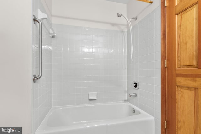 113 Kendallwood Dr, Fredericksburg, VA 22405 - bathroom with bathtub / shower combination