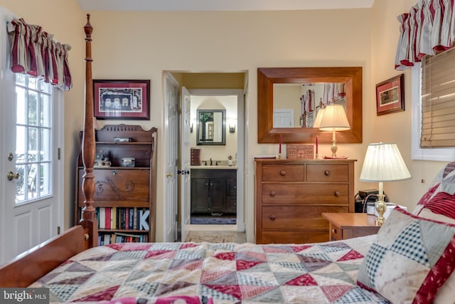 336 Miller St, Winchester, VA 22601 - bedroom with connected bathroom