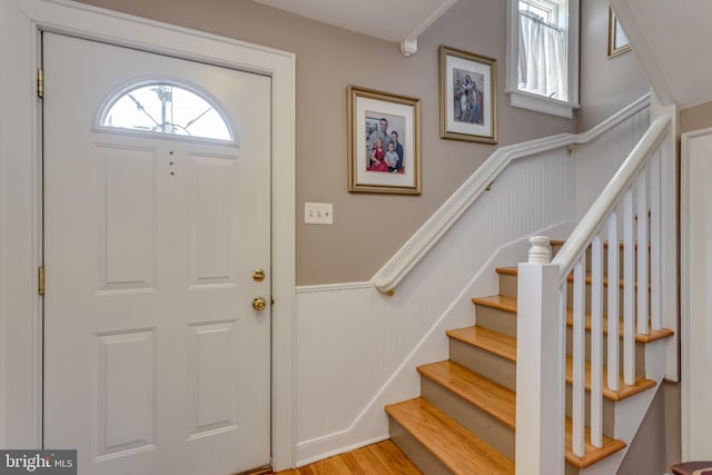 336 Miller St, Winchester, VA 22601 - foyer with stairway