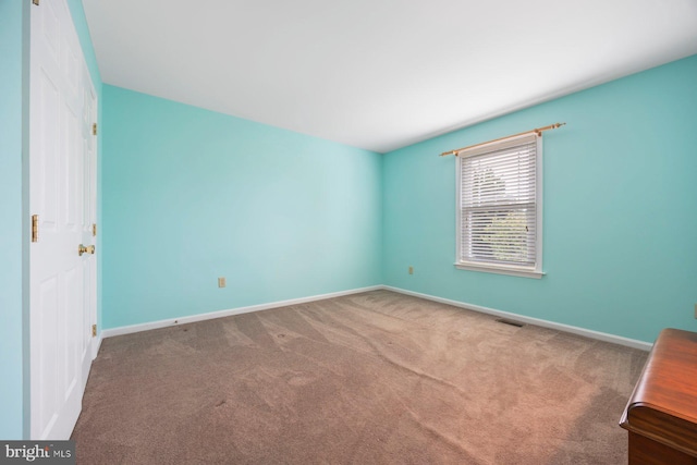 21 Bancroft St, Taneytown, MD 21787 - empty room featuring carpet and baseboards