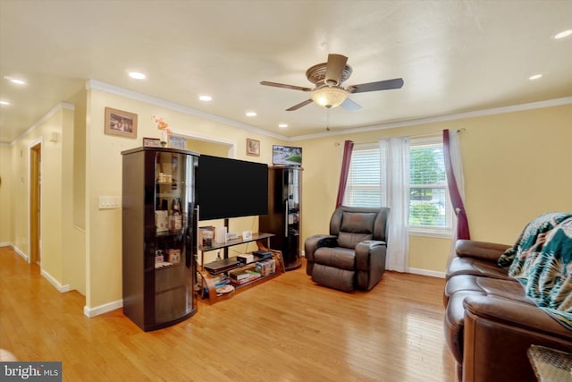 3111 Jessica Rd, Dover, PA 17315 - living area with ceiling fan, light wood-style flooring, baseboards, crown molding, and recessed lighting