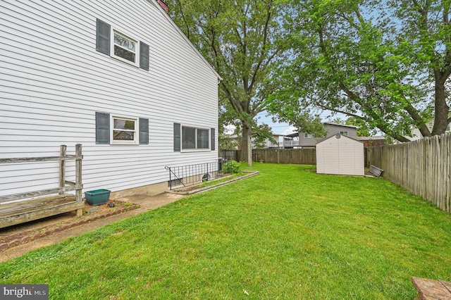 225 Dunlap Rd, Pasadena, MD 21122 - view of yard