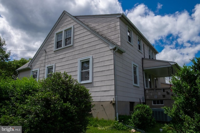 107 Bishops Ln, Baltimore, MD 21228 - view of property exterior featuring central AC unit