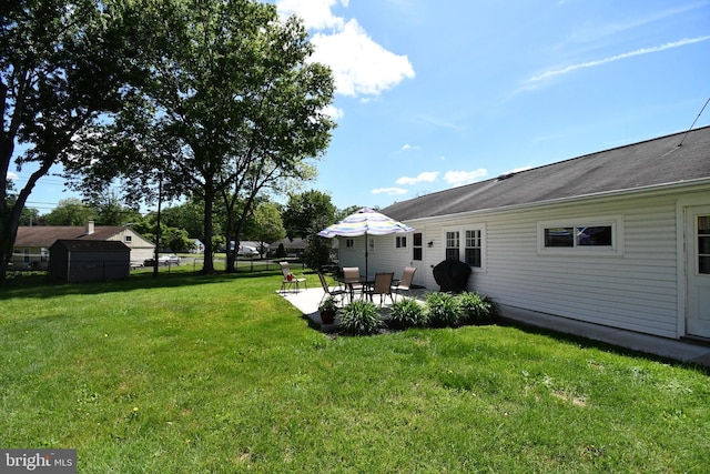985 Jeffrey Dr, Southampton, PA 18966 - view of green lawn featuring a patio