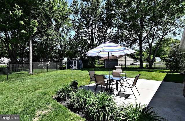 985 Jeffrey Dr, Southampton, PA 18966 - view of yard with a patio and outdoor dining space