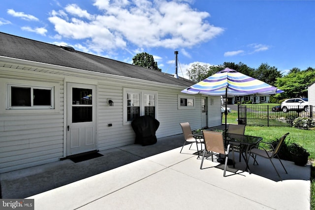985 Jeffrey Dr, Southampton, PA 18966 - view of patio featuring outdoor dining area