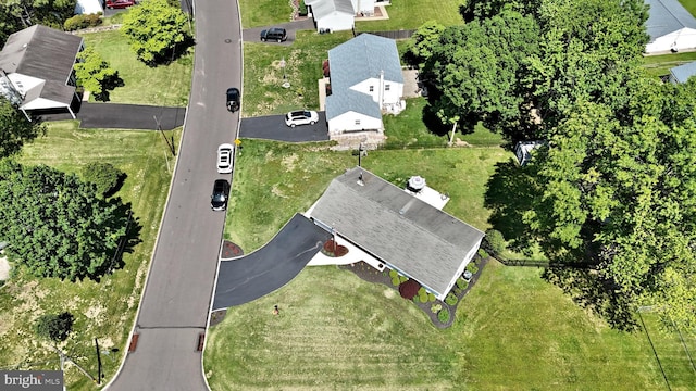 985 Jeffrey Dr, Southampton, PA 18966 - drone / aerial view