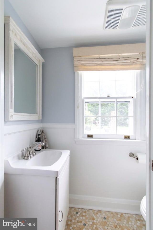 6306 Blackburn Ct, Baltimore, MD 21212 - bathroom with vanity and toilet