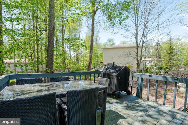 7572 Eagle Rock Dr, Tobyhanna, PA 18466 - deck featuring outdoor dining space and grilling area