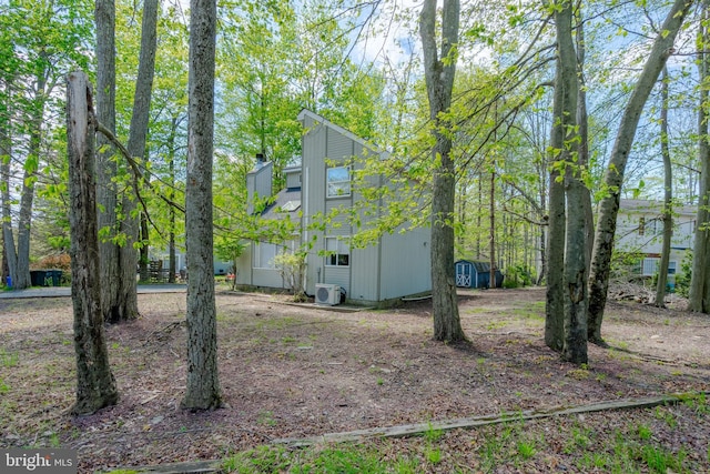 7572 Eagle Rock Dr, Tobyhanna, PA 18466 - view of side of property with ac unit