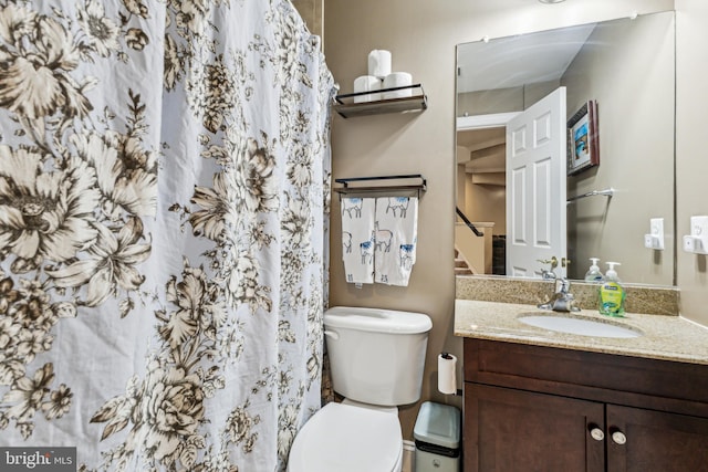 13128 Kahns Rd, Manassas, VA 20112 - full bathroom with vanity, toilet, and curtained shower