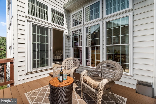 6249 Auburn Leaf Ln, Alexandria, VA 22312 - view of wooden deck