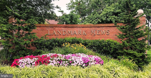6358 Brampton Ct, Alexandria, VA 22304 - view of community sign