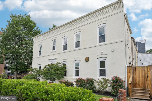 300 15th St SE, Washington, DC 20003 - view of front of home featuring brick siding