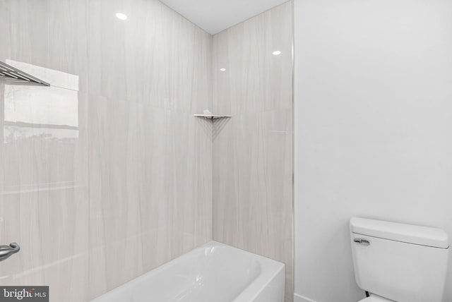 10 W Pomona St, Philadelphia, PA 19144 - full bath with toilet and shower / washtub combination