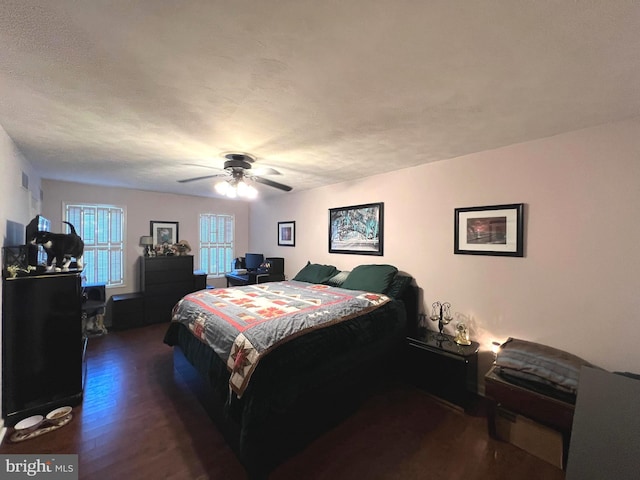 460 Baltimore St, Gettysburg, PA 17325 - bedroom featuring dark wood finished floors and a ceiling fan