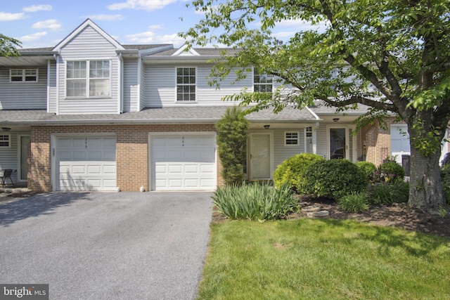 204 Fawn Rdg N, Harrisburg, PA 17110 - multi unit property featuring driveway, brick siding, and an attached garage