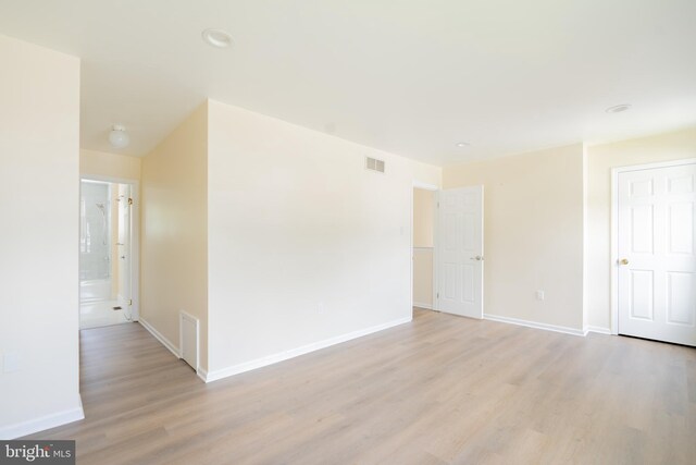 2331 Cambridge Cir, Hatfield, PA 19440 - spare room with light wood-style flooring, baseboards, and recessed lighting