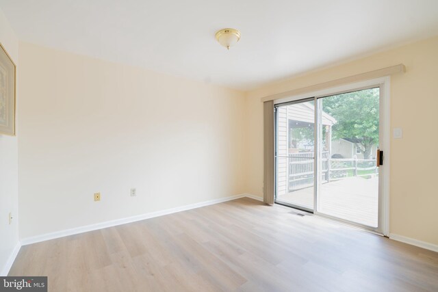2331 Cambridge Cir, Hatfield, PA 19440 - unfurnished room featuring light wood-type flooring and baseboards