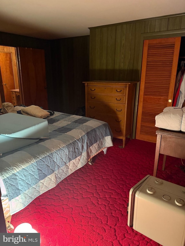 81 Hollering Hill Rd, Camden Wyoming, DE 19934 - bedroom featuring carpet floors and wooden walls