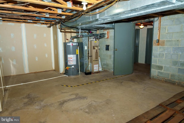 355 Norris Hall Ln Unit 355, Jeffersonville, PA 19403 - unfinished basement featuring gas water heater and heating unit