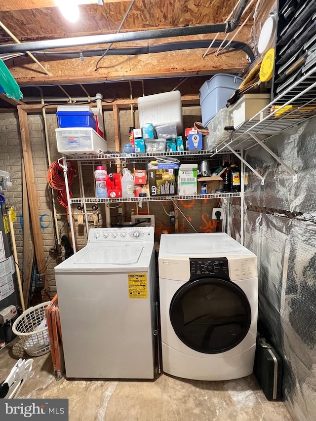 7884 Seafarer Way, Lorton, VA 22079 - washroom featuring separate washer and dryer