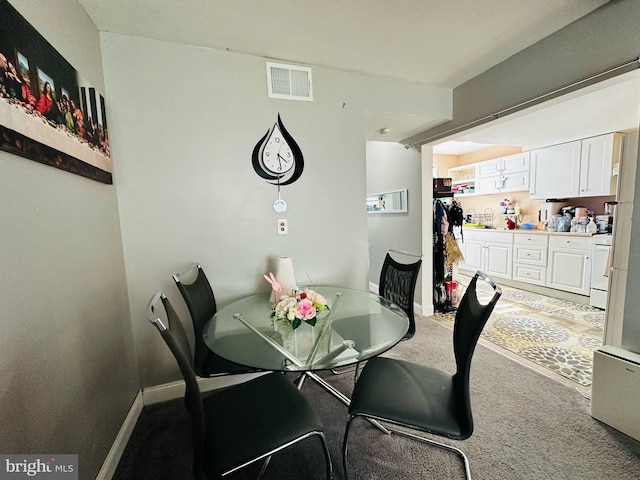 413 S Andrews Ave, Glenolden, PA 19036 - dining space featuring light carpet and baseboards