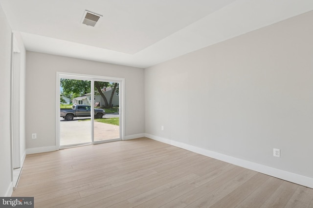 37 Anglin Dr, Newark, DE 19713 - unfurnished room featuring light wood-style floors and baseboards