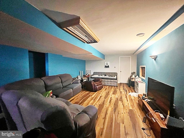 169 Fieldbrook Dr, Magnolia, DE 19962 - living area with wood finished floors