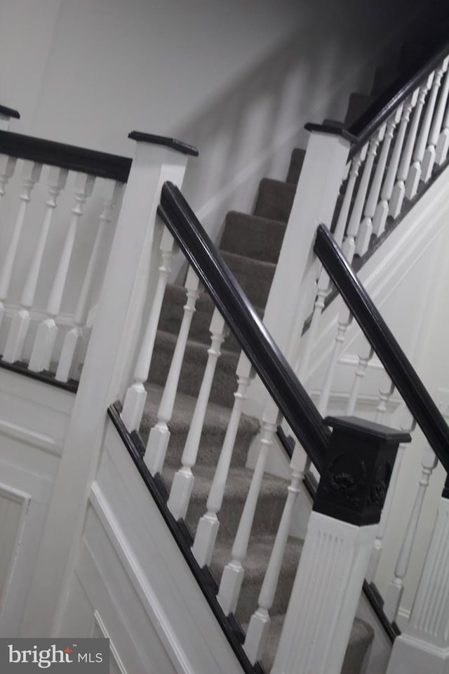 1361 Park Blvd, Camden, NJ 08103 - view of staircase