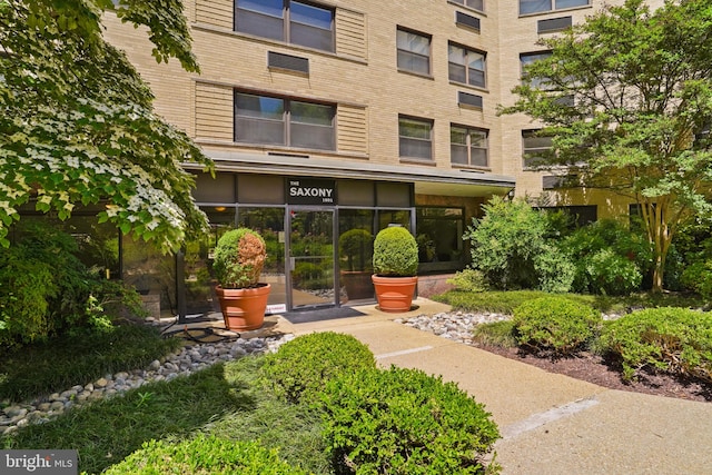 1801 Clydesdale Pl NW Unit 420, Washington, DC 20009 - view of building exterior