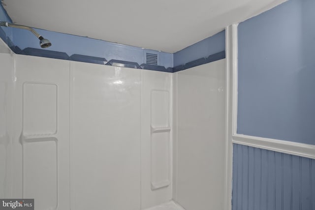 1801 Clydesdale Pl NW Unit 420, Washington, DC 20009 - bathroom featuring a shower