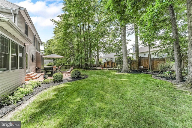 614 Timber Wood Blvd, Newark, DE 19702 - view of yard with a patio