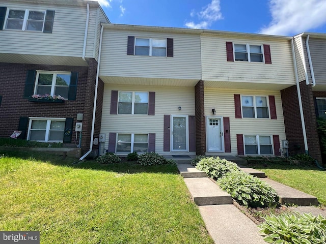 19 Wolf Trap, Baltimore, MD 21236 - view of property with a front lawn