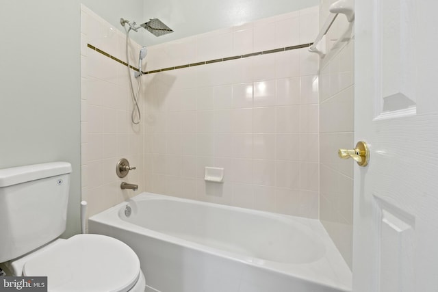 10000 Umbrella Pl, Nokesville, VA 20181 - bathroom featuring toilet and shower / bath combination
