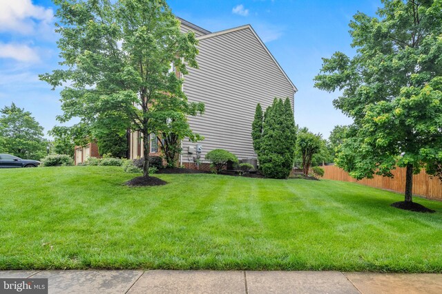 10000 Umbrella Pl, Nokesville, VA 20181 - view of side of home