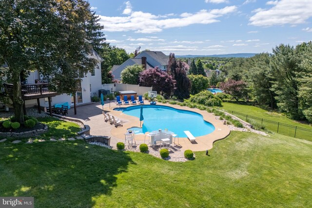 1224 Highland Dr, Orefield, PA 18069 - view of pool with a patio area and a diving board
