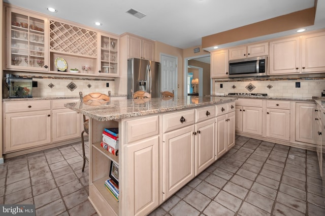 1224 Highland Dr, Orefield, PA 18069 - kitchen featuring open shelves, stainless steel appliances, tasteful backsplash, and recessed lighting