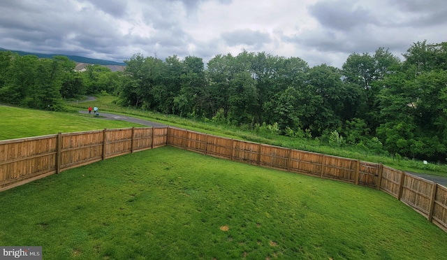 2010 Fauna Dr, Frederick, MD 21702 - view of yard
