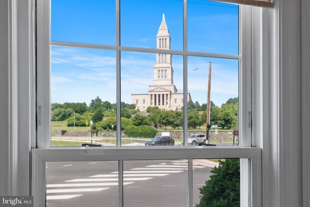 3 Russell Rd Unit 3B, Alexandria, VA 22301 - detailed view