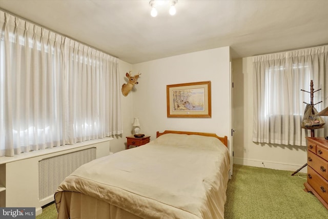827 Pennsylvania Ave, York, PA 17404 - bedroom featuring carpet floors, radiator heating unit, and baseboards