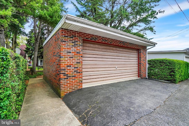 827 Pennsylvania Ave, York, PA 17404 - view of detached garage