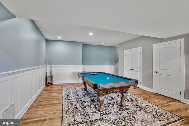 18604 Wild Raspberry Dr, Purcellville, VA 20132 - rec room with wainscoting, billiards, light wood-style floors, and recessed lighting