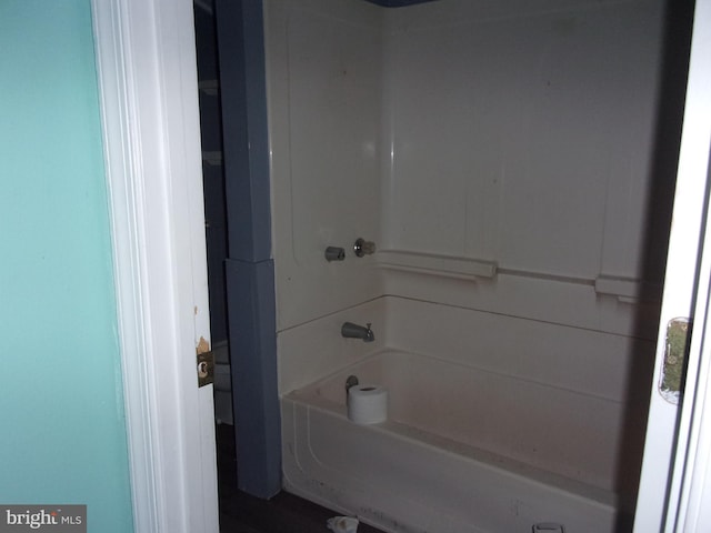 204 Hayward St, Cambridge, MD 21613 - full bathroom with shower / bath combination