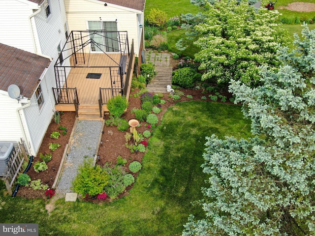10 Eastbrooke Dr, Ephrata, PA 17522 - view of yard with stairs